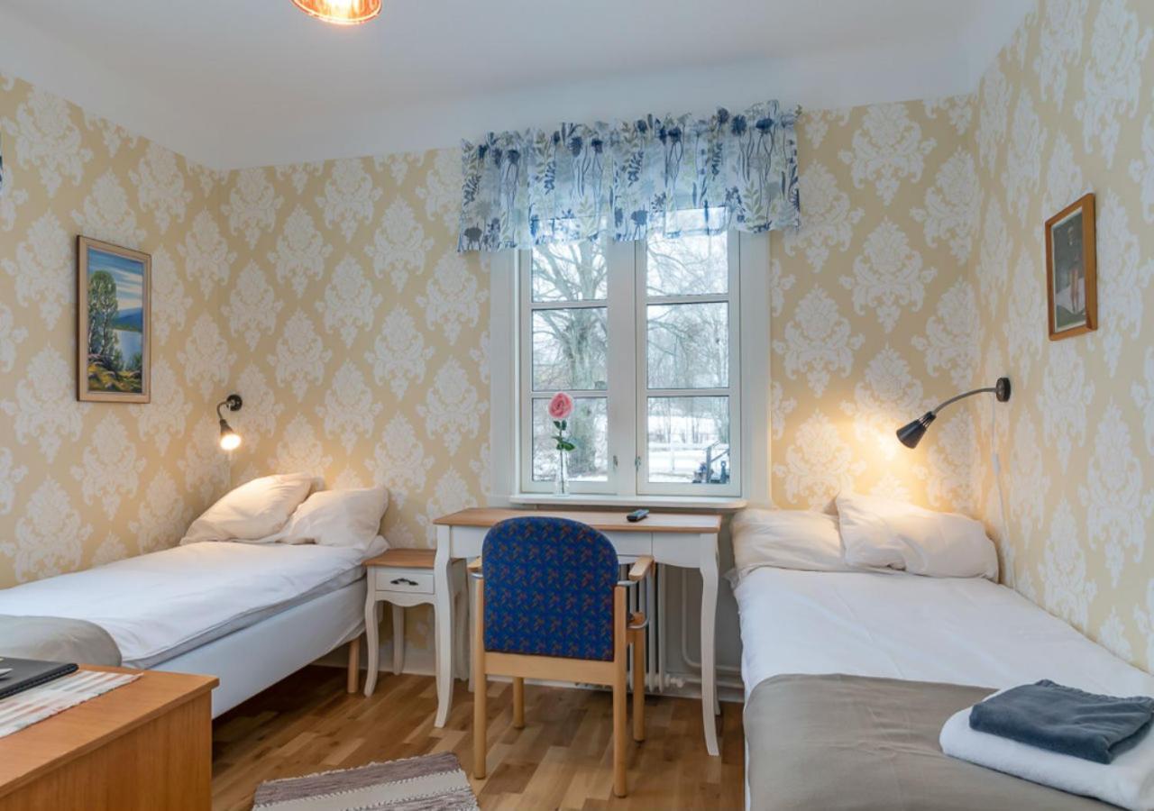 Malmgardens Vandrarhem B&B Strängnäs Buitenkant foto